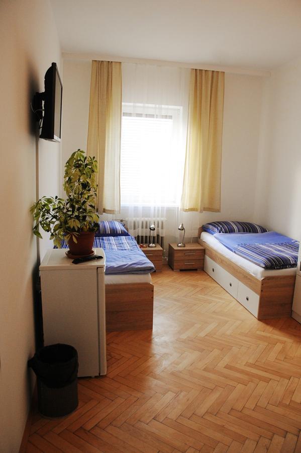 Montagehotel Bed & Steel Linz Eksteriør bilde